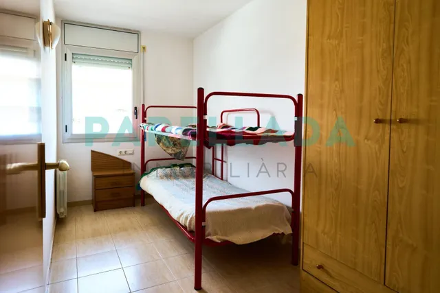 Piso de 3 habitaciones con parking junto al Puerto de Badalona — 25