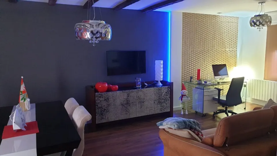 GRAN CASA EN MADRIGUERAS
