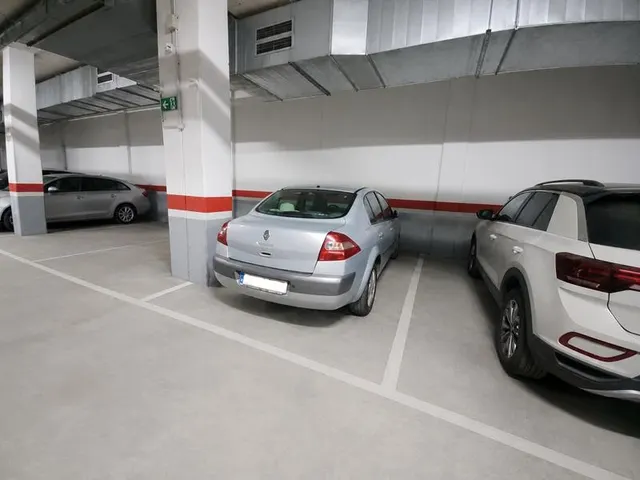 EXCLUSIVO PISO EN ALQUILER  CON VISTAS AL MAR EN SABINILLAS  LARGA TEMPORADA — 25