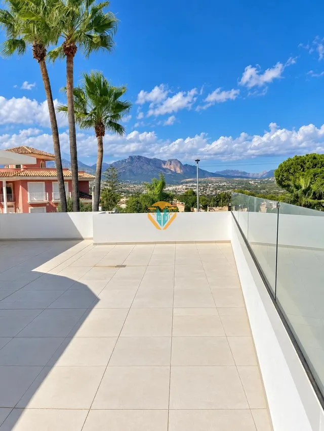 CHALET INDEPENDENTE EN EL ALBIR — 10