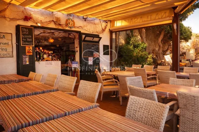 Local comercial en Es Castell — 3