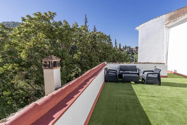Casa reformada en el Camino del Sacromonte — 31
