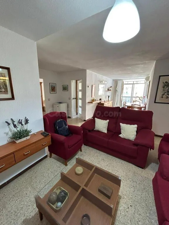 AMPLIA VIVIENDA PARA ESTUDIANTES JUNTO A SANTA JUSTA – CURSO