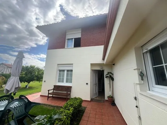Impecable chalet en Cubas — 30