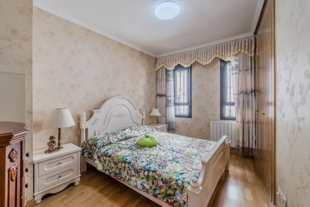 Precioso chalet adosado de cinco dormitorios y tres baños en el PAU de Carabanchel — 23