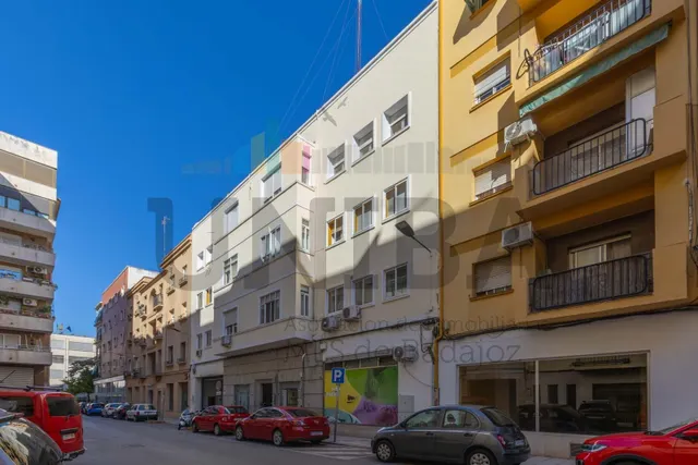 TU VIVIENDA COMPLETAMENTE REFORMADA ENTRE PARDALERAS Y EL CE - foto 3