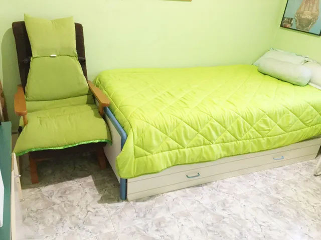 CHALET INDEPENDIENTE EN GRAN PARCELA CON PISCINA A SOLO 400 m. DEL MAR EN ELS POBLETS !! — 23
