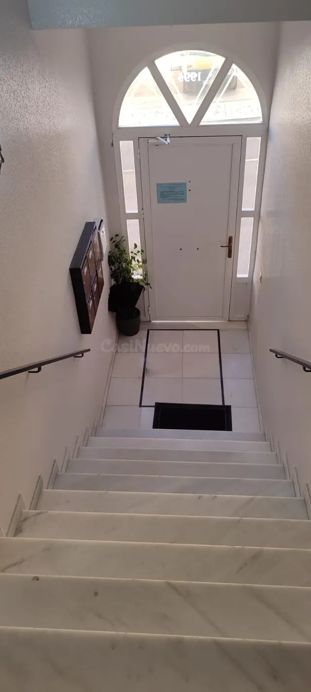 PISO EN MACAEL ( ALMERÍA ) CON EXCELENTE UBICACIÓN CON 3 DOR - foto 3