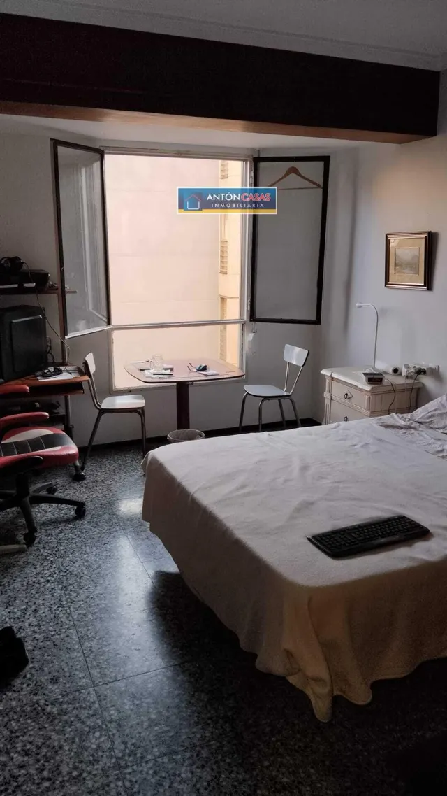 AMPLIO PISO EN ELCHE ZONA CÉNTRICA — 16
