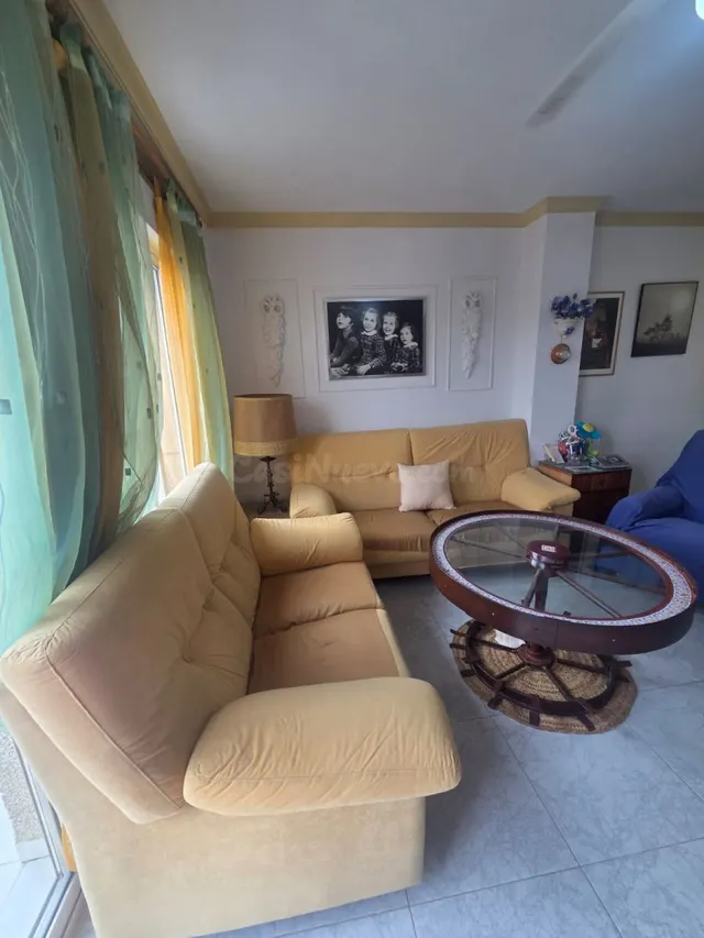 Piso de 150 m2, 4 dormitorios y garaje a un minuto de la pla - foto 4