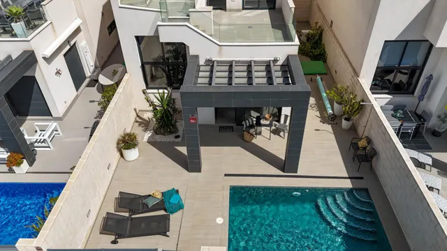 Villa 3 habitaciones 104m² en venta - Cuidad Quesada — 41