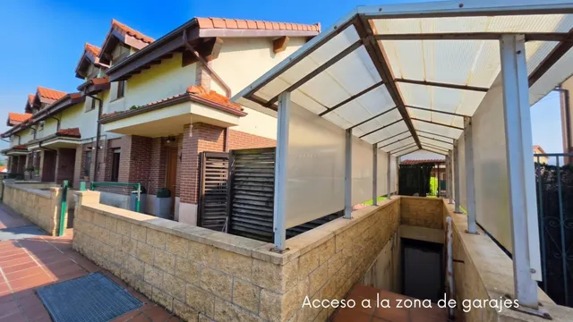 Espectacular Chalet Pareado de Diseño Abierto con Gran Jardín Privado en Los Corrales de Buelna — 44