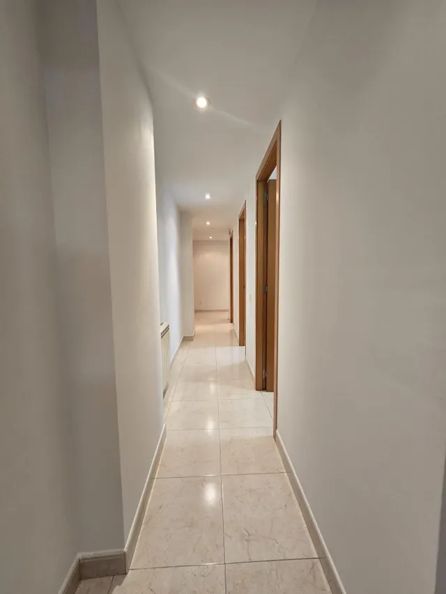 Piso impecable amueblado 4 hab — 39