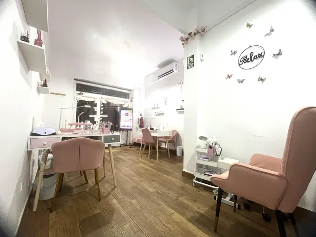 Traspaso de Salón de Uñas en funcionamiento — 11