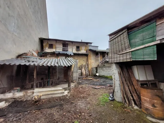 SE VENDE CASA ANTIGUA PARA REFORMAR CON TERRENO URBANO EN CA - foto 5