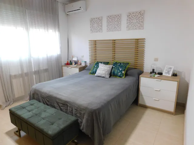 Chalet Adosado en Yuncler 3 Plantas para entrar a vivir — 41