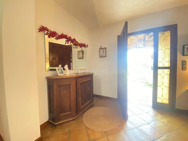 CHALET CON JARDIN EN LA TORRECILLA A POCOS MINUTOS DEL CENTR - foto 4
