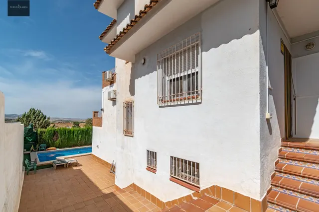 🏡 Tu refugio en la Urbanización Cortijo de la Luz — 10