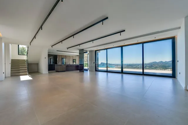 Villa Salónica. Villa contemporánea con excepcionales vistas - foto 3