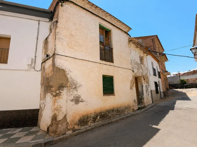 CASA PARA REFORMAR — 25