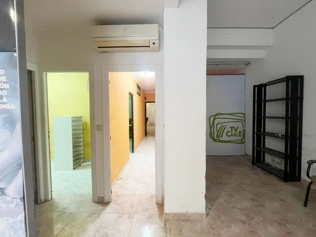 ¡SE VENDE LOCAL COMERCIAL EN EL CENTRO DE DENIA IDEAL PARA INVERSORES O EMPREMDEDORES! — 20