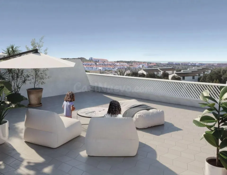Apartamento de 3 dormitorios con garaje y trastero. Mijas costa.