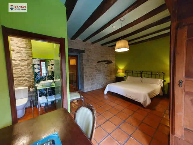 OPORTUNIDAD DE HOTEL EN UN ENTORNO DE ENSUEÑO — 23