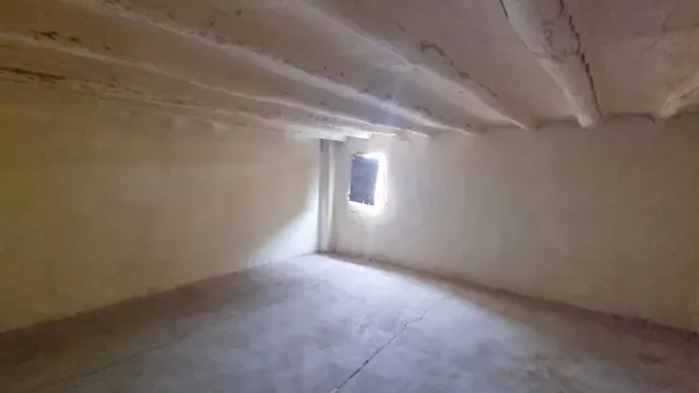 Casa en venta en Aguarón. — 8