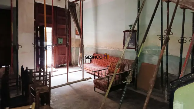 CASA CON HUERTO PARA REFORMA EN VENTA EN ONTINYENT — 4