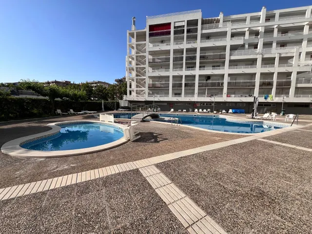APARTAMENTO DE 2 DORMITORIOS EN PLAZA DE EUROPA. ED. ROYAL. — 22