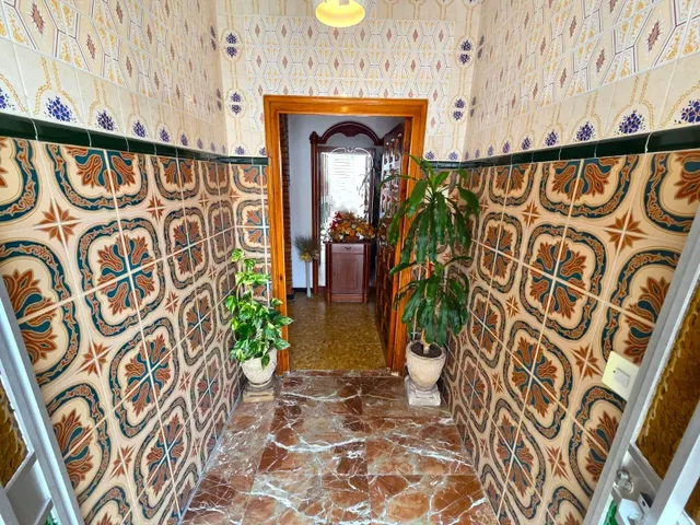 GRAN CASA DE TRES PLANTAS, 5 DORMITORIOS, TERRAZAS Y GARAJE EN CHICLANA DE LA FRONTERA — 31