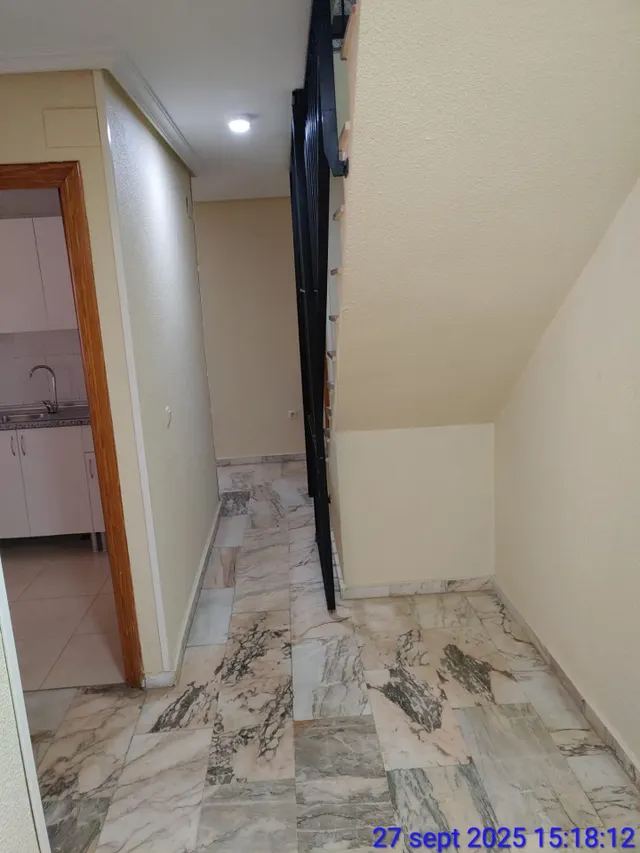 Exclusivo dúplex en el corazón de Cáceres con amplia terraza — 22