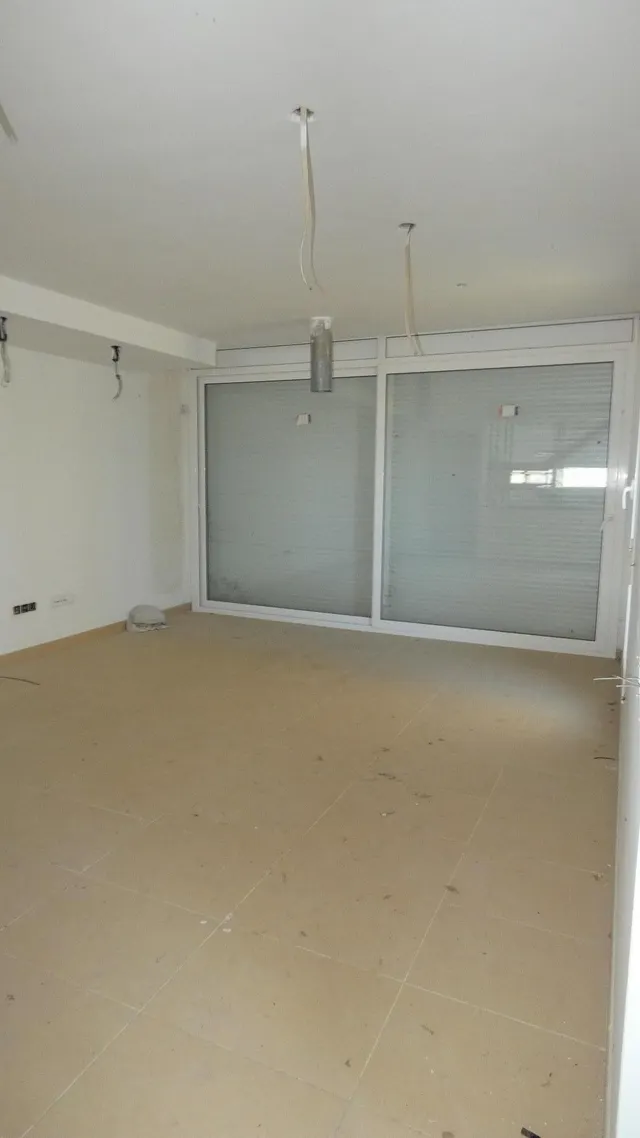 CASA EN CONSTRUCCIÓ A LA LLACUNA — 5