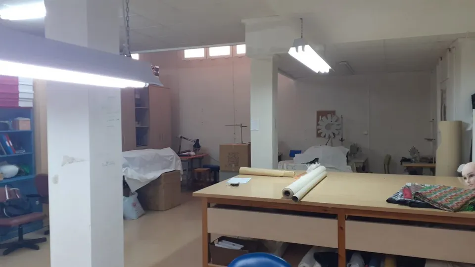 Se vende local comercial en Petrer