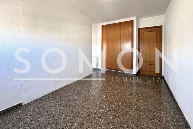 VIVIENDA EN ALQUILER EN LA CARRETERA DE MALILLA — 17