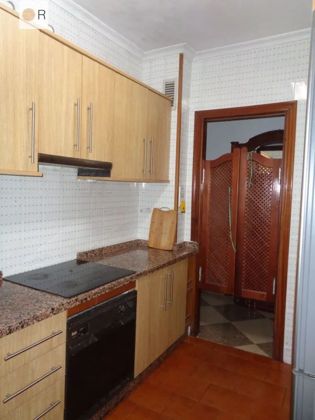 PISAZO PARA ESTUDIANTES CON TERRAZA Y ASCENSOR — 10