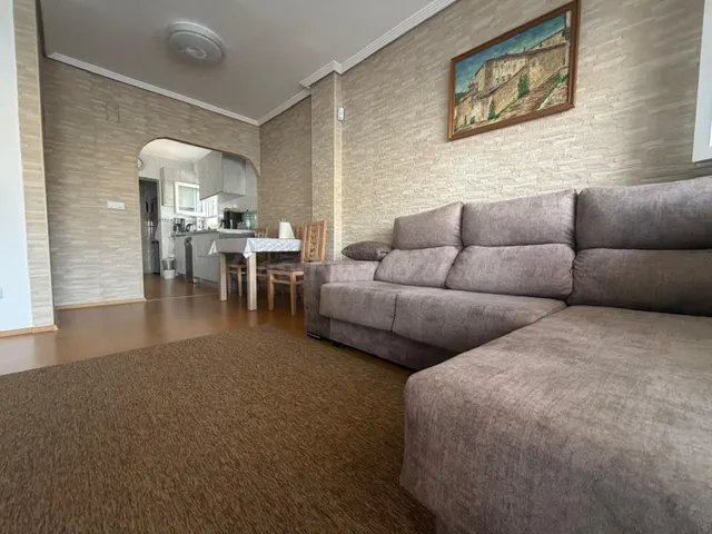 BUNGALOW BAJO EN ESQUINA REFORMADO 2 HAB 1 BAÑO Y 1 ASEO CON