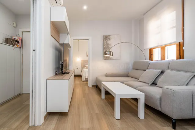 VENTA DE CÉNTRICO PISO CON LICENCIA TURÍSTICA - GRANADA — 5