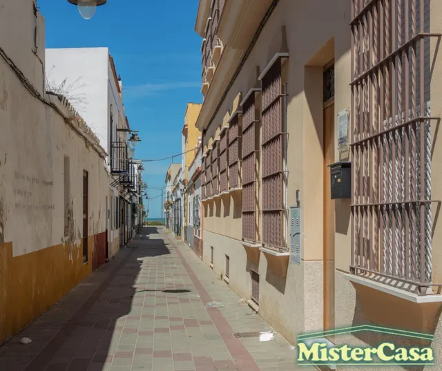 Chipiona, duplex 3 dormitorios, 2 baños, patio, solarium cerquita del mar MEJOR VER!! — 36