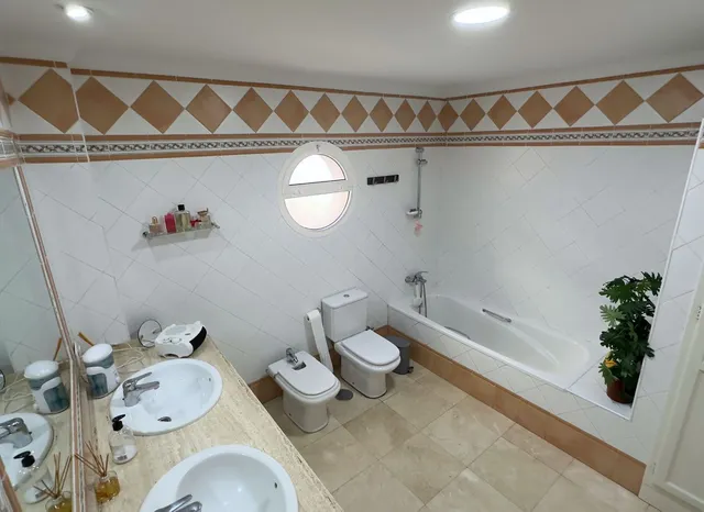 Chalet 5 habitaciones 350m² en venta - Costa Del Sol — 27