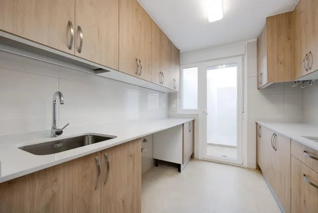 Villa Independiente en San Fulgencio, 3 dormitorios, 3 baños — 10