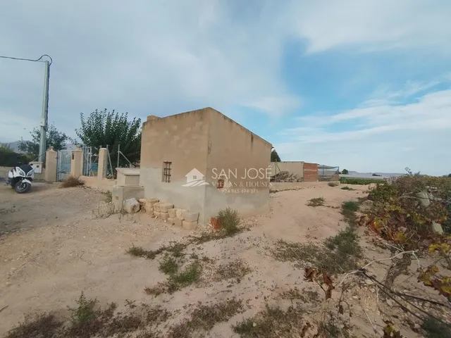SE VENDE TERRENO EN NOVELDA — 5