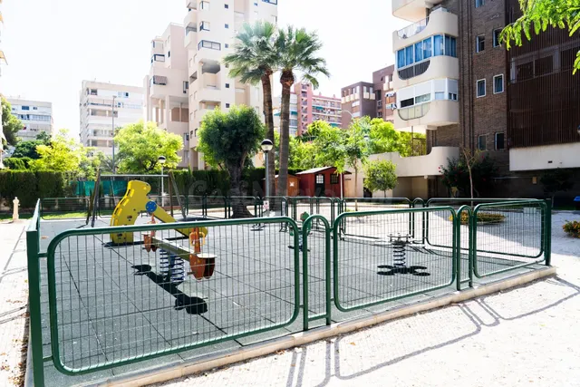 OPORTUNIDAD EN VENTA DE PISO DE 2 DORMITORIOS EN PLAYA DE SAN JUAN (ALICANTE) A 8 MINUTOS ANDANDO DE LA PLAYA — 9