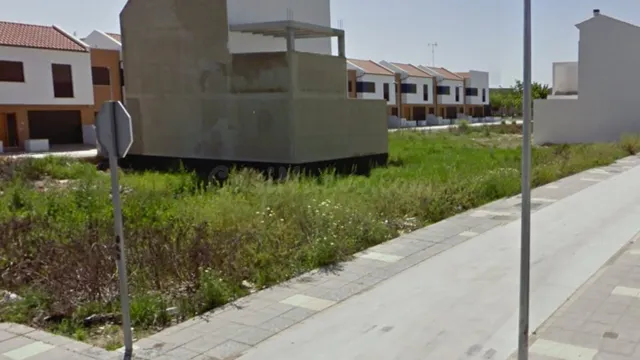 PARCELA URBANA EN EL CARPIO
