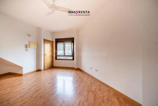 INMORENTA VENDE EN EXCLUSIVA PISO CON PATIO PRIVADO, GARAJE  - foto 5