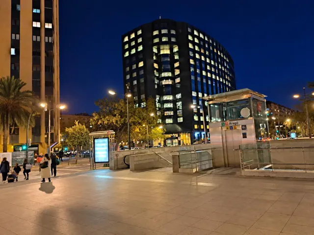 Luminoso apartamento amueblado cerca de mestalla con garaje incluido — 8