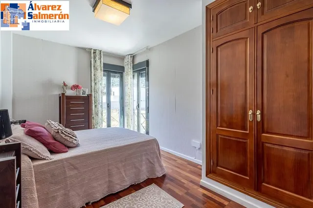 Chalet en Cañadas del Parque, Dilar — 24