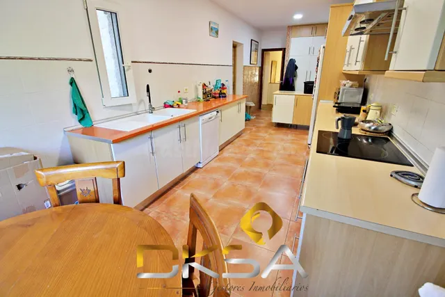 Gran villa en venta lista para entrar a vivir en urbanizació - foto 4
