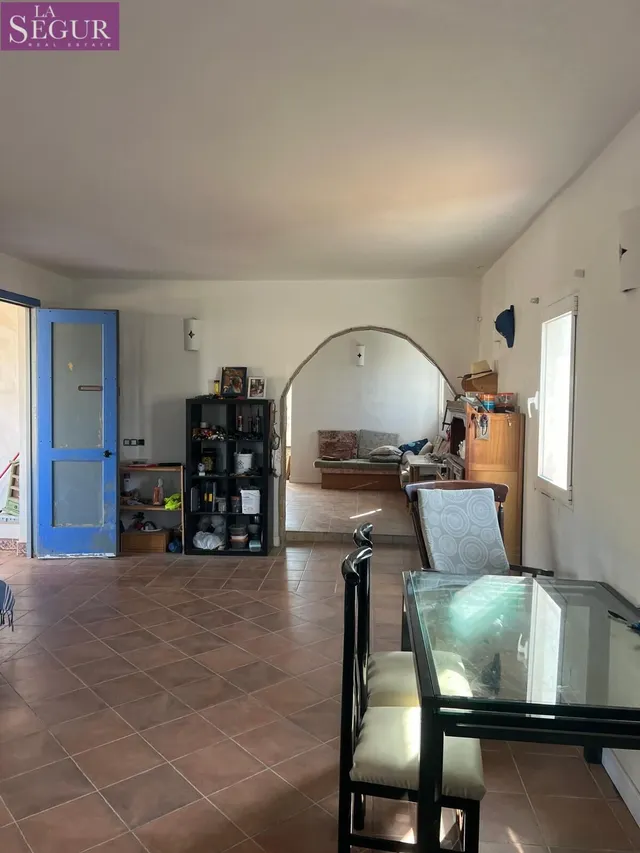 Magnifica casa con terreno rustico en abejaruco — 6