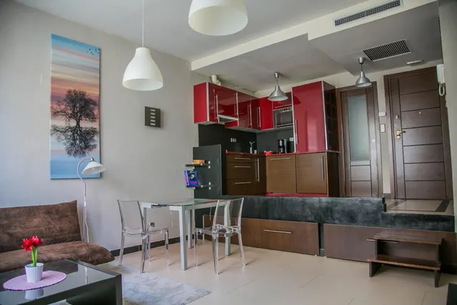 Oficina tipo loft con garaje y piscina en santa leonor — 5